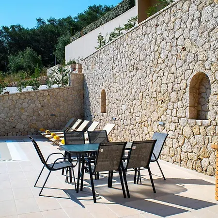 Koufiotissa Private Pool Retreat - Corfu Lux Gem Villa