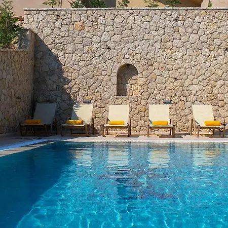 Koufiotissa Private Pool Retreat - Corfu Lux Gem 别墅 *